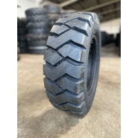 PNEU IMP BKT 815-15 14PR PL801 TT