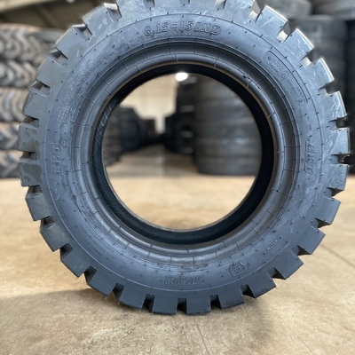 PNEU IMP BKT 815-15 14PR PL801 TT